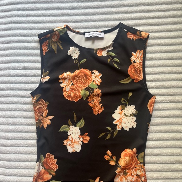WeWoreWhat Floral Midi Dress - Picture 9 of 13